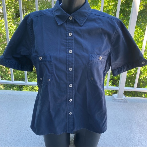 Erika | Tops | Erika Short Sleeve Shirt 